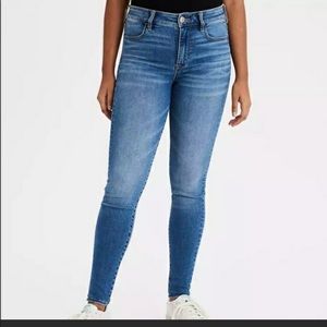American Eagle - Super Hi-Rise Jegging ✨